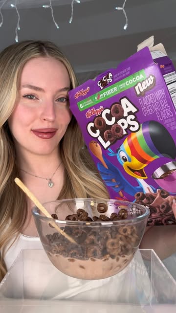 #CocoaLoopsPartner let’s try the brand new Cocoa Loops cereal 🍫🥣 little sarah is SCREAMING rn (big sarah too) this...