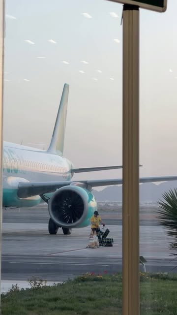 Catch flights,not feelings ✈️ #foryou #instamood #follow #airport #saudiarabia