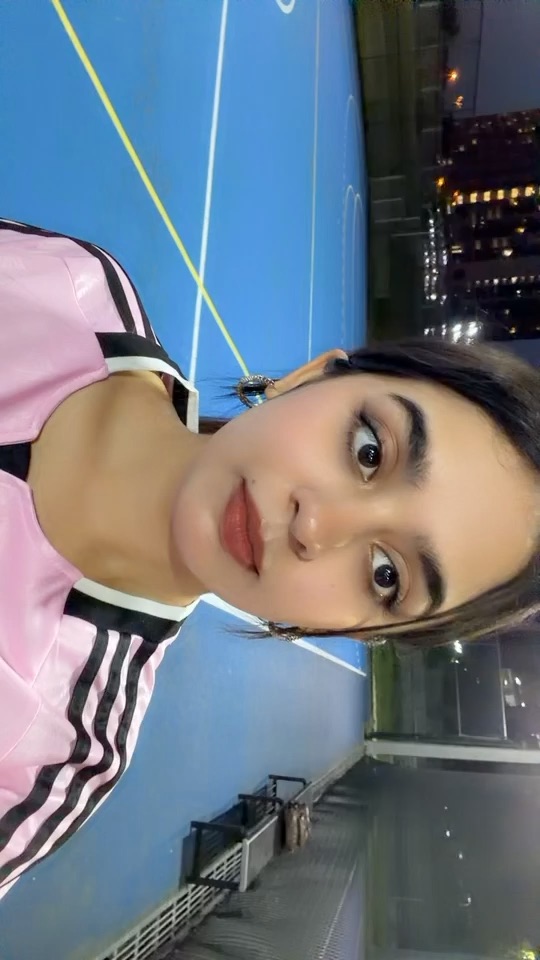 Shoutout Instagram Story