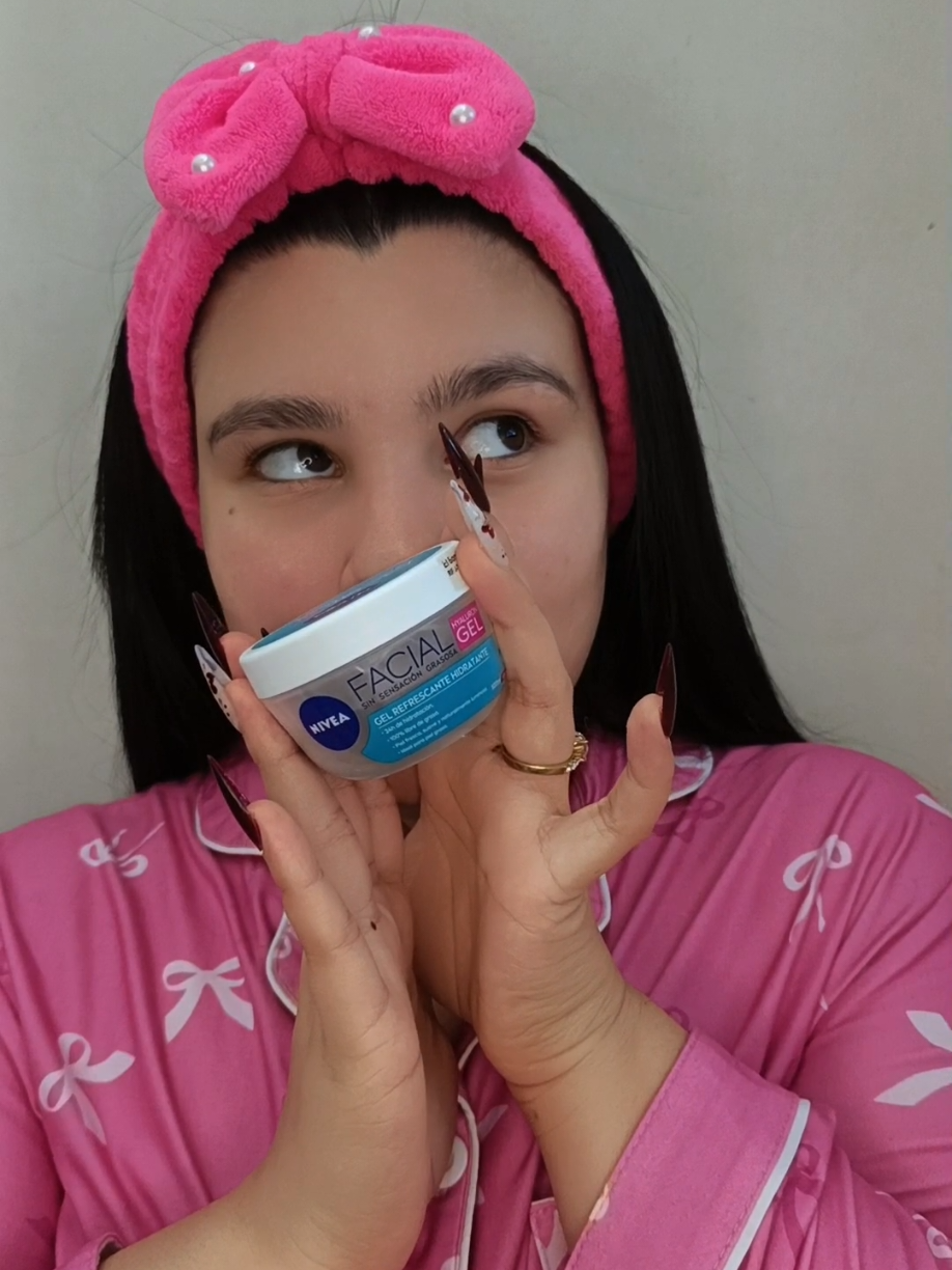 ¿Buscas una hidratación ligera y sin sensación grasosa? ✨ Te muestro el Gel Refrescante Hidratante Facial de NIVEA co...