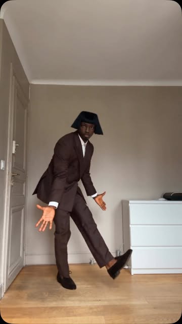 Starting the weekend off like…🕺🏾 I made this with @higgsfield.ai genjutsu #higgsfieldpartner #higgsfield