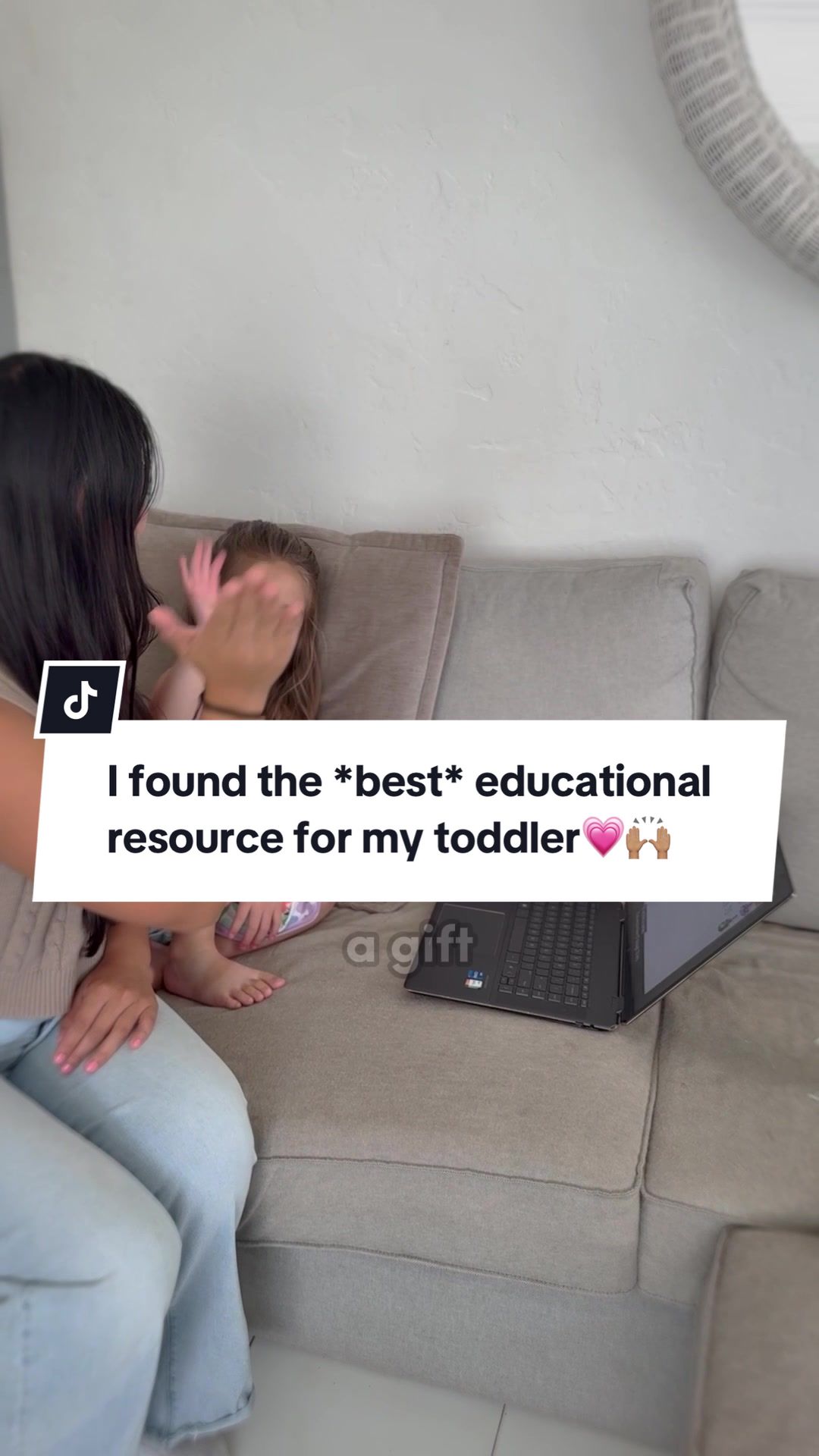 So grateful to partner with @Outschool - an online learning platform from kids 3-18 (AD) My daughter started taking c...