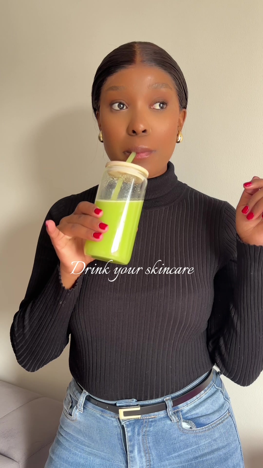 Clear skin starts in the gut not just your skincare shelf. 🥬 This glow boosting juice is packed with ingredients tha...