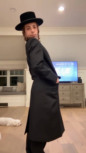 yall just mad i get more fine shyt than you. anyways, rate the fit #viral #fyp #jew #ootd #haters