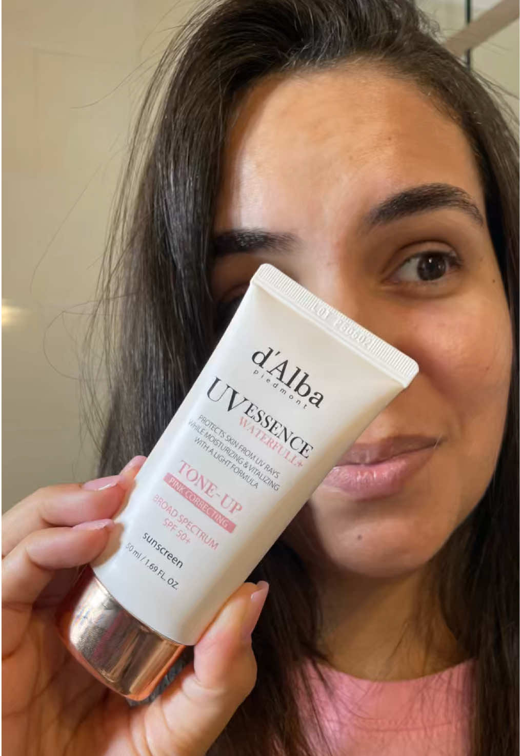 #dalbapartner My 30-second morning reset ✨ The d’Alba Tone-Up Sunscreen helps instantly brighten and color-correct th...