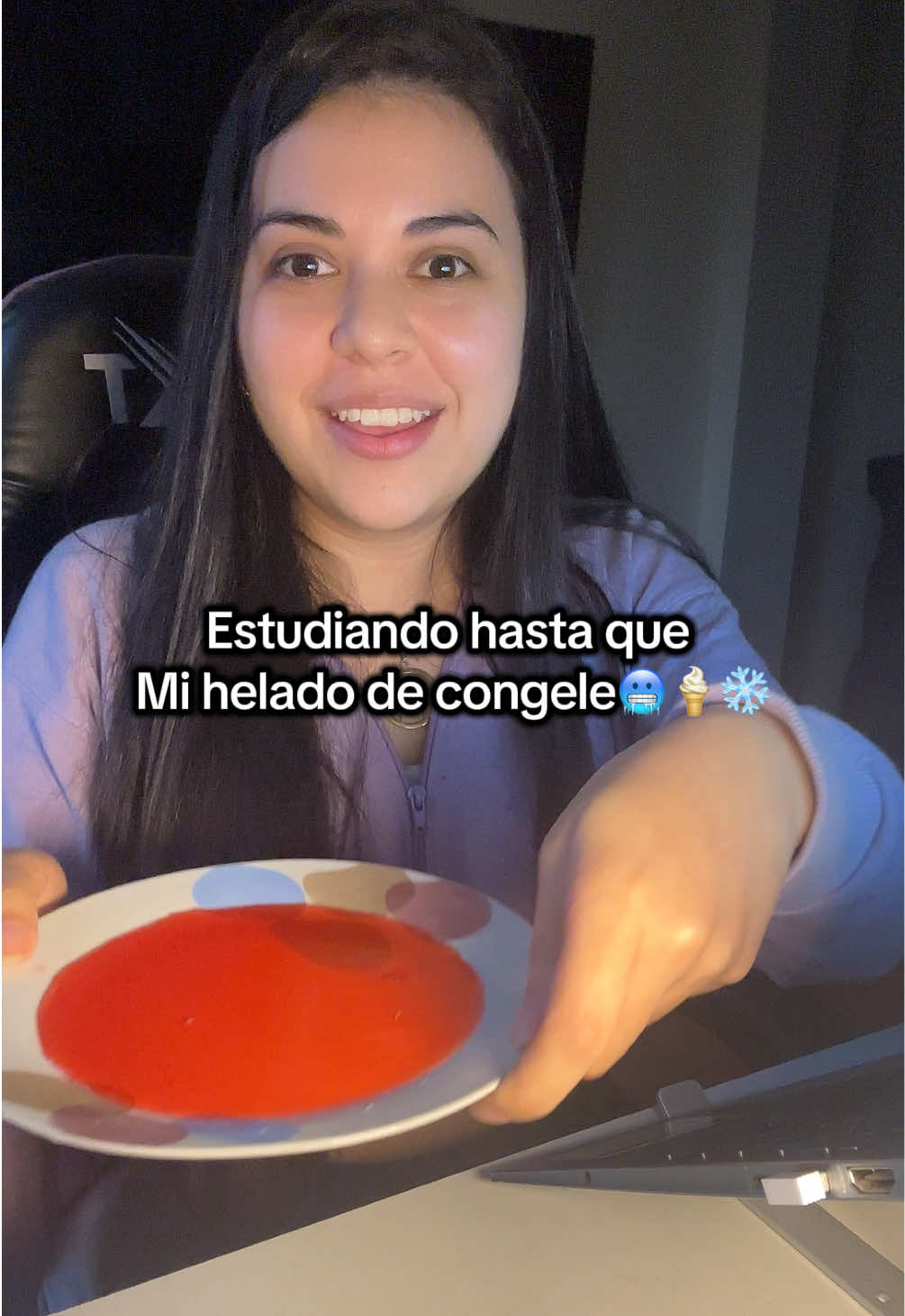Estudiando hasta que mi helado se congele 🥶🍦❄️ #estudiantes #examen #bachillerato #universidad #study