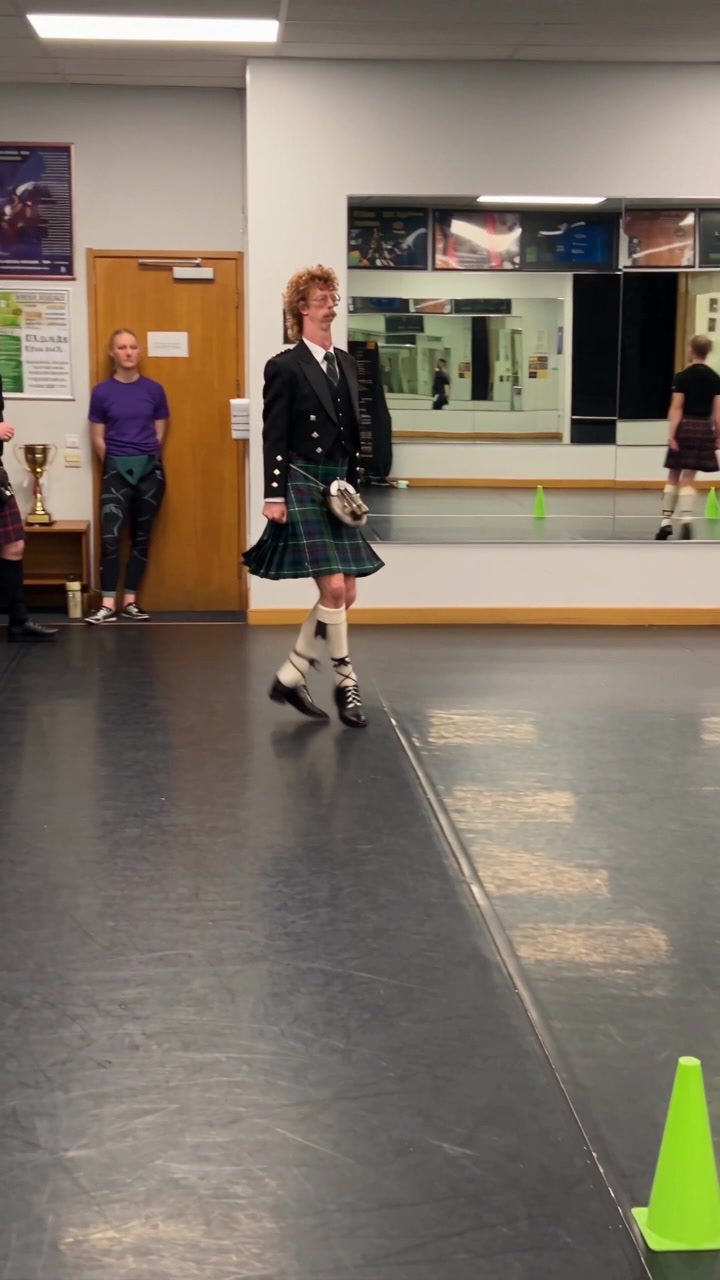 Rate my dancing out of 10 👀 🔥