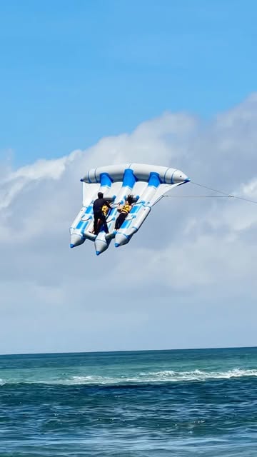 Package Watersport Paket 1 : Parasailing & Jetski atau Senorkeling : 250k Paket 2 : Banana , Donut & Jetski atau seno...