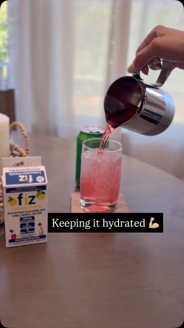 ✨#fizflavorspartner Trying out the Fiz Flavors Lemon Line Electrolyte Powder 🍋🍋‍🟩 I mixed it into a lemon-lime sel...