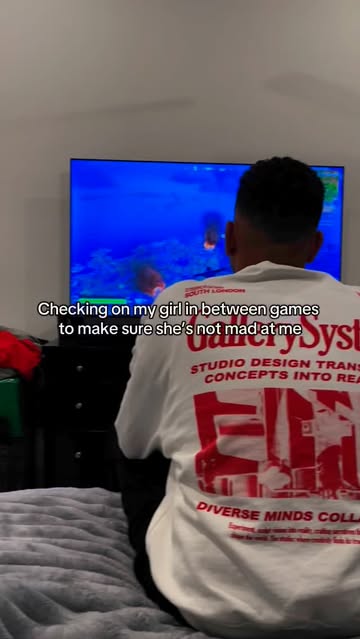 Multitasking at its finest #fyp #fypシ #fypage #couple #couples #couplegoals #couplevideos #couplecomedy #humor #funny...
