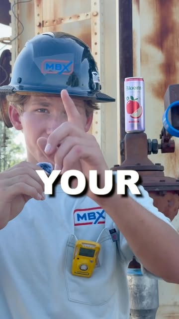 What your life would look like if you worked the oilfield for one year! #bluecollar #oilrig #oilfield #realfun #bloom...