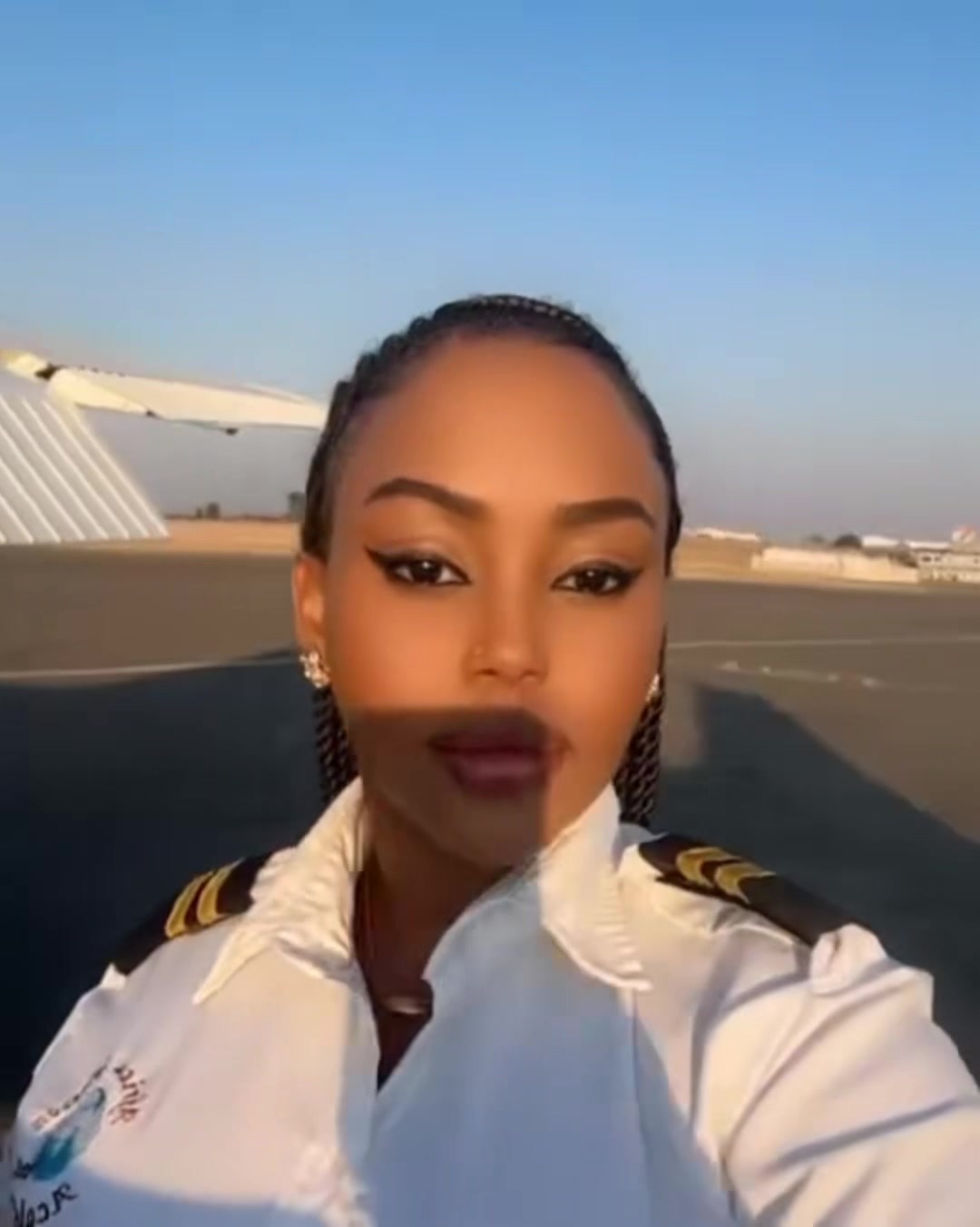 Would you fly with me 🥹 #trending #dubai🇦🇪 #kenyantiktok🇰🇪 #pilot #creatorsearchinsights