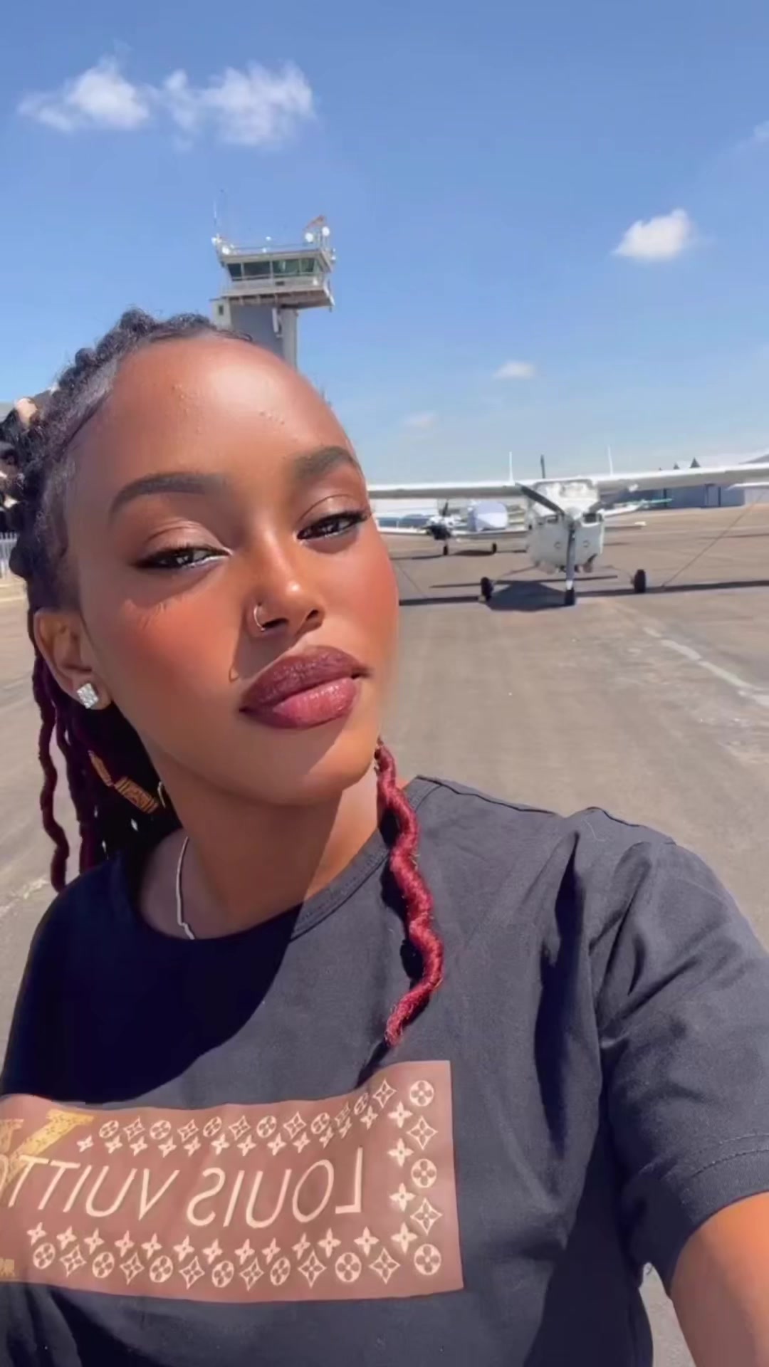 A day with me at work ✈️ #fyp #trending #100kviews #creatorsearchinsights