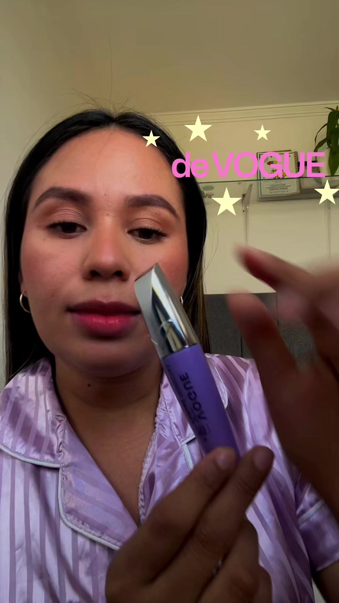 Vogue curvas perfectas aprueba de agua,ideal para personas como yo que no tenemos muchas pestañas las deja divina✨@VO...
