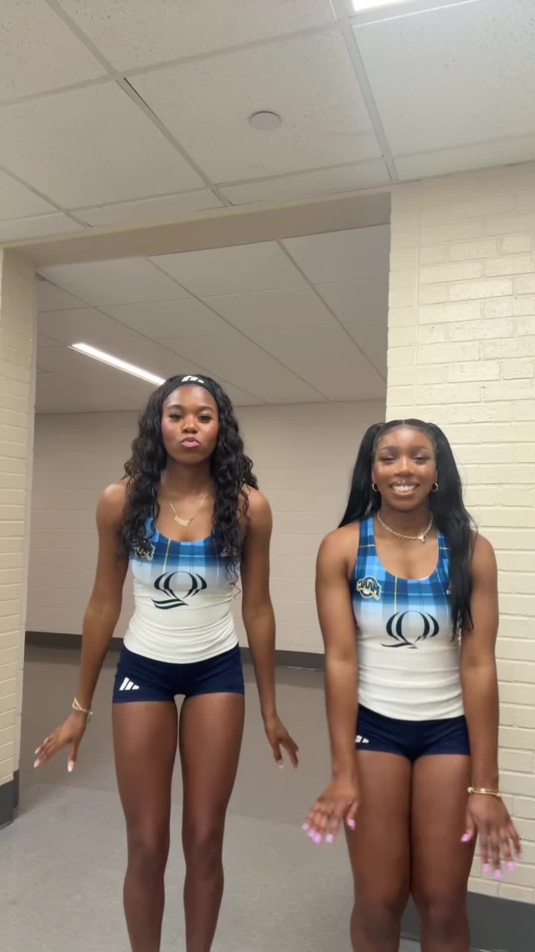 media day 📸💙 #trend #dance #d1 #quinnipiac #fyp @tamia💞