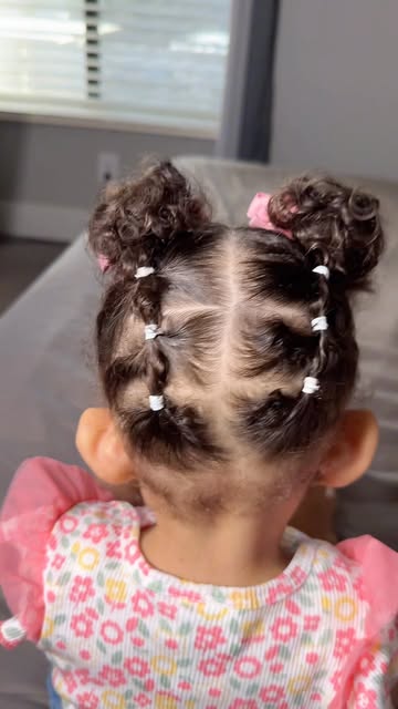 Peinados fáciles de niñas para ir por @amaraorganicfoods #amaramoments #snackamara #peinados #peinadosparaniñas #hair...