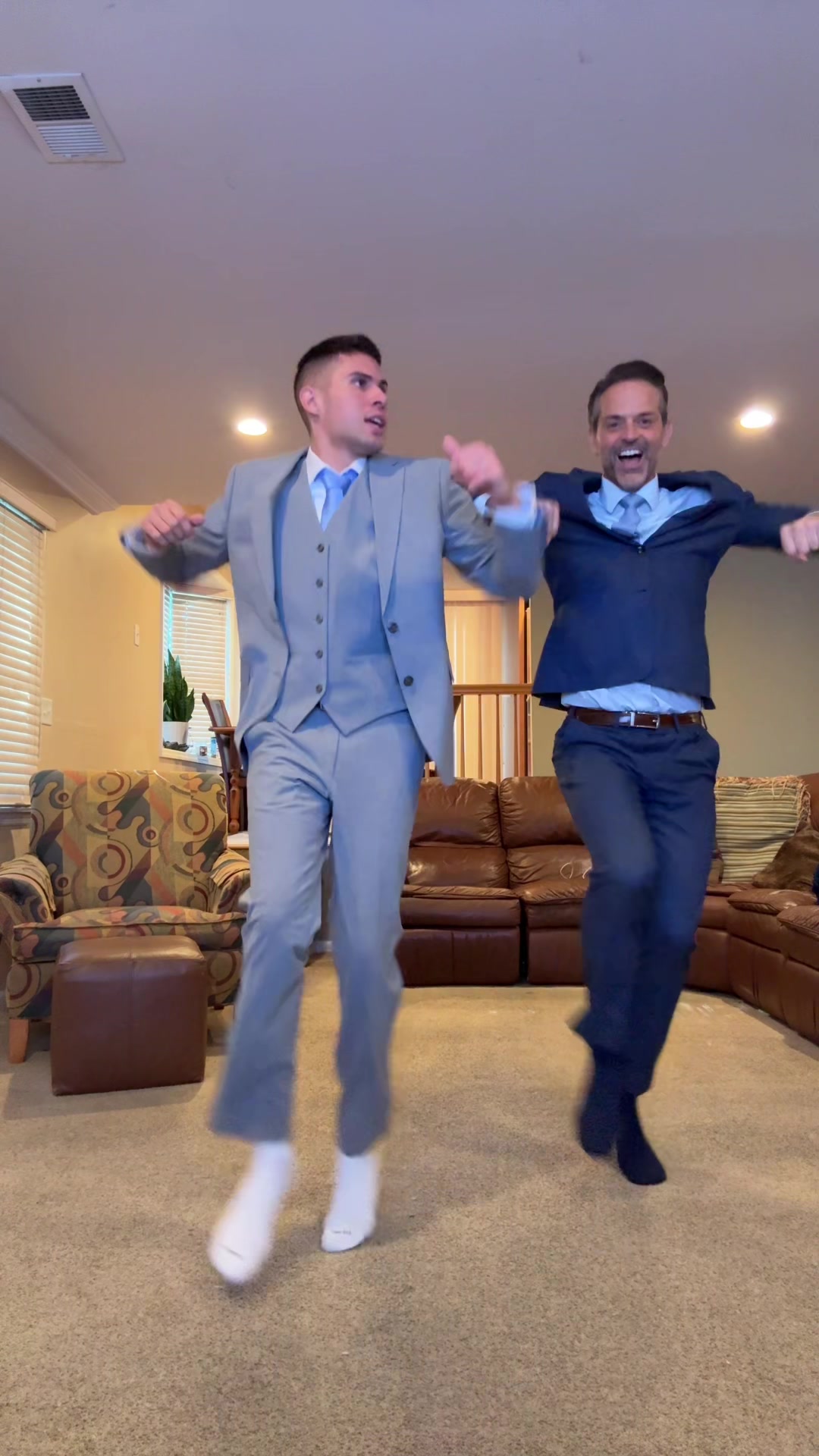 Look who’s back in Jersey 🤣🔥🔥 ( @Nick Kosir ) #dancing #dance #trend #viral #fyp