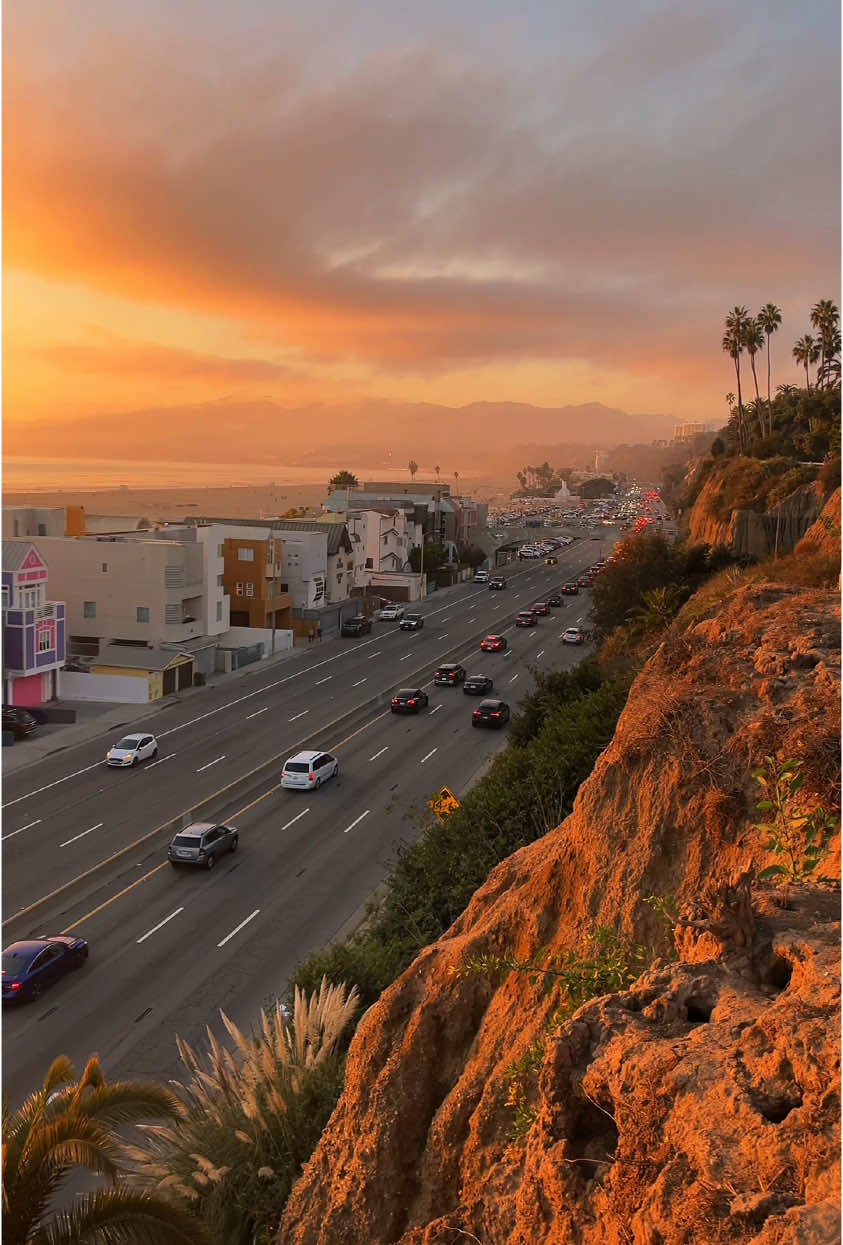 LA🌴❤️ #sunsets #sunsetlover #california #gta #gta5 #losangeles #view #ocean #edits #cinematic #photography #chill #s...