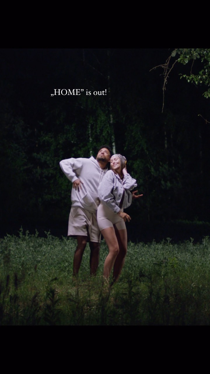 My new single „HOME” prod. @iamsaintelmo is out on streamings 🥹🙏🏻♥️✨ Big Thanks to @mauro_muzka for the guitar 🎸a...
