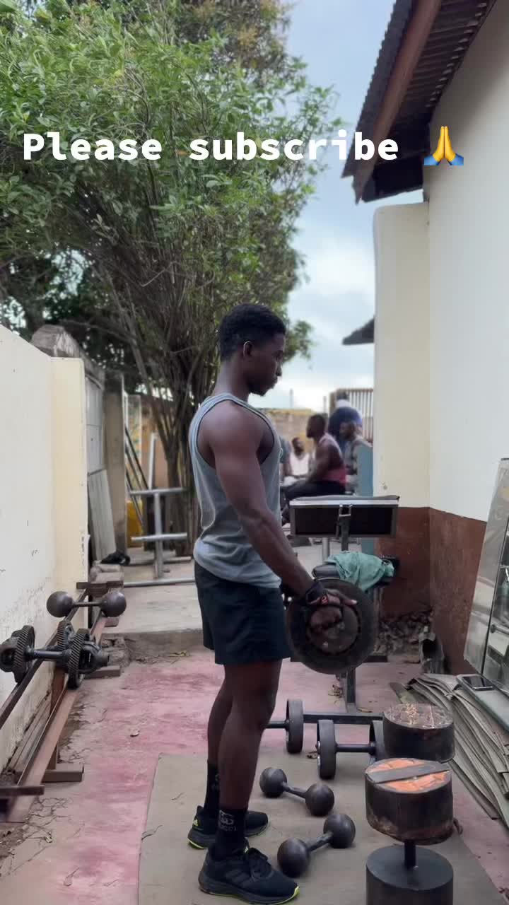 Grow bigger chest #tiktok #workout #chestworkout