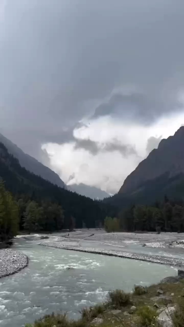 Hunza valleys 🗻