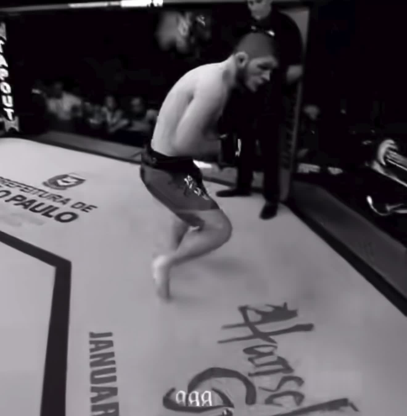 Khabib 🇷🇺 ! #mma #khabib #fy #mcgregor
