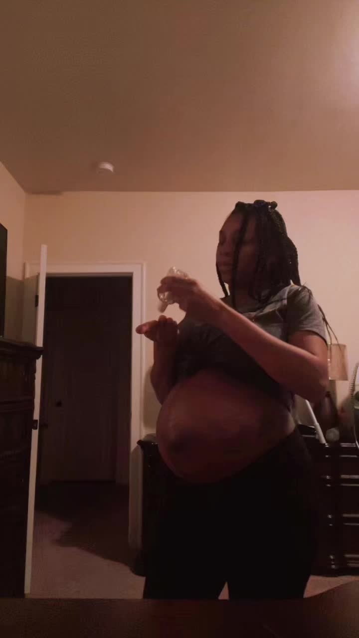 #pregnancy #thirdtrimester #pregnancytiktok #boymom