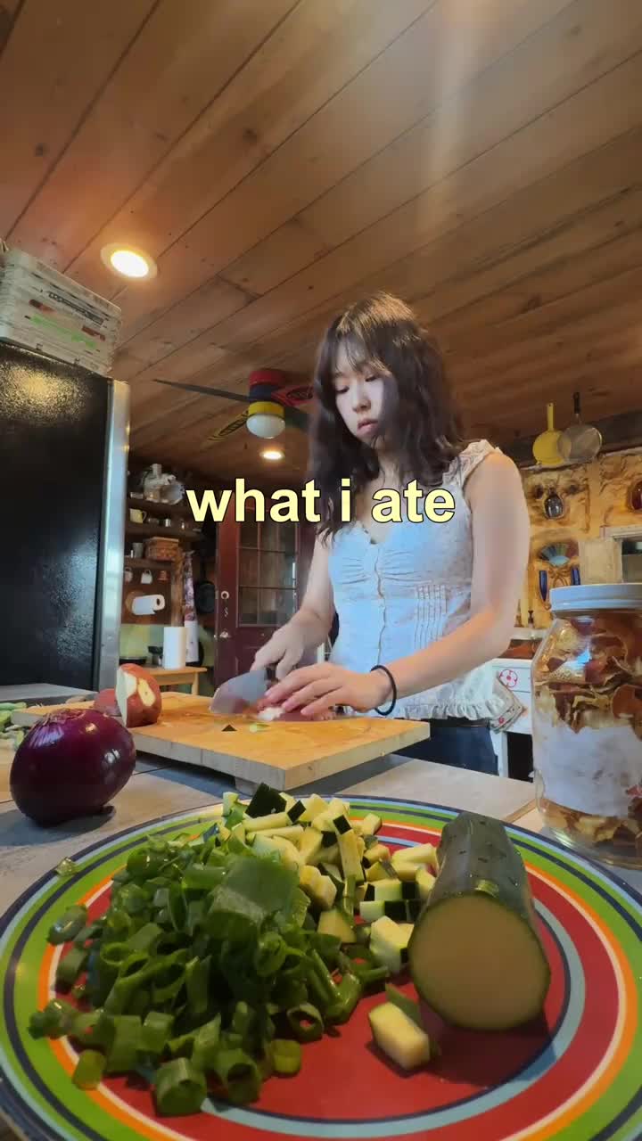 what i ate for dinner on a farm #farmlife #whatieat #dim!