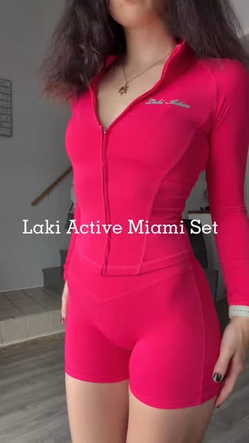 loved the set so much i had to get the jacket to match this HEAT @lakiactive #lakiactiveambassador use my code SAMNAI...