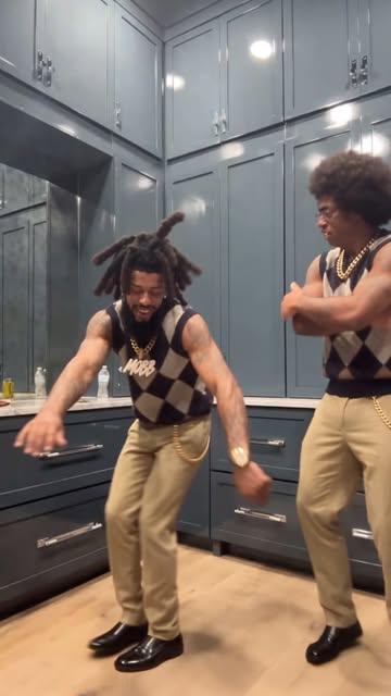 Wipe me down🫡😮‍💨 @rohni.tome #viral #dancing #fyp #explore #reels
