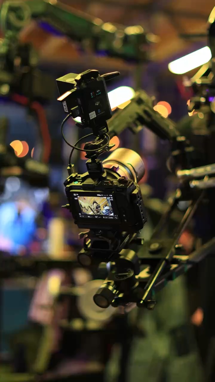 Media and popularity sample video