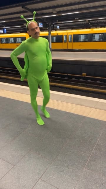 Bro missed the wrong train💀