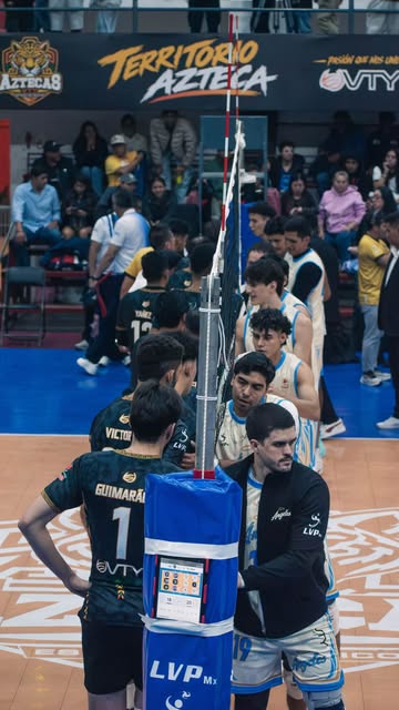 Esto es Detrás de el partido debut de @aztecasvty_edomex contra @angelescdmx.voleibol, donde entrevistamos a @godvoll...