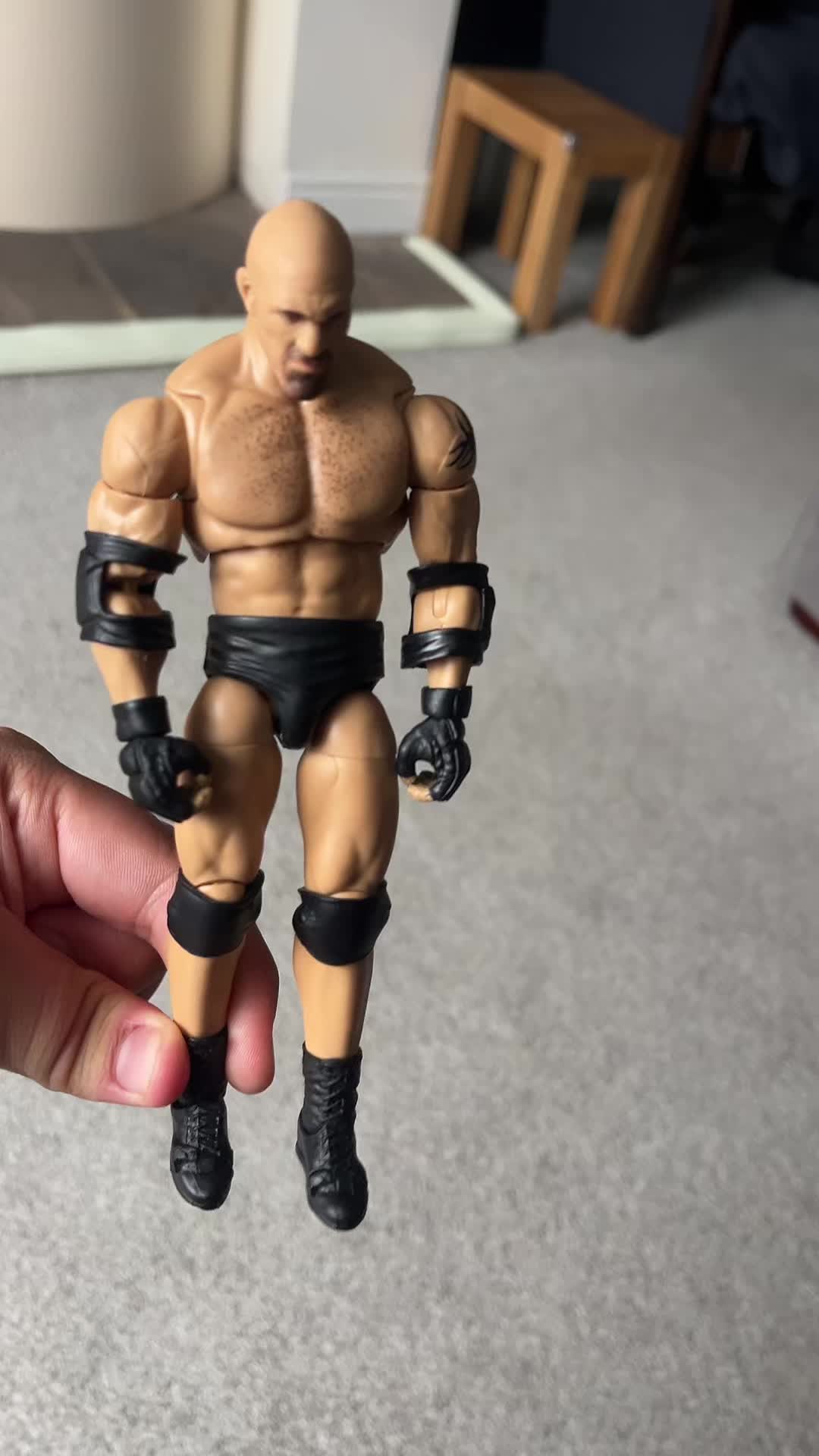 Crazy pick up today from smyths might be my favourite figure right now 🥹🙏🏼#fyp #viralvideos #wwe #gold #crazy
