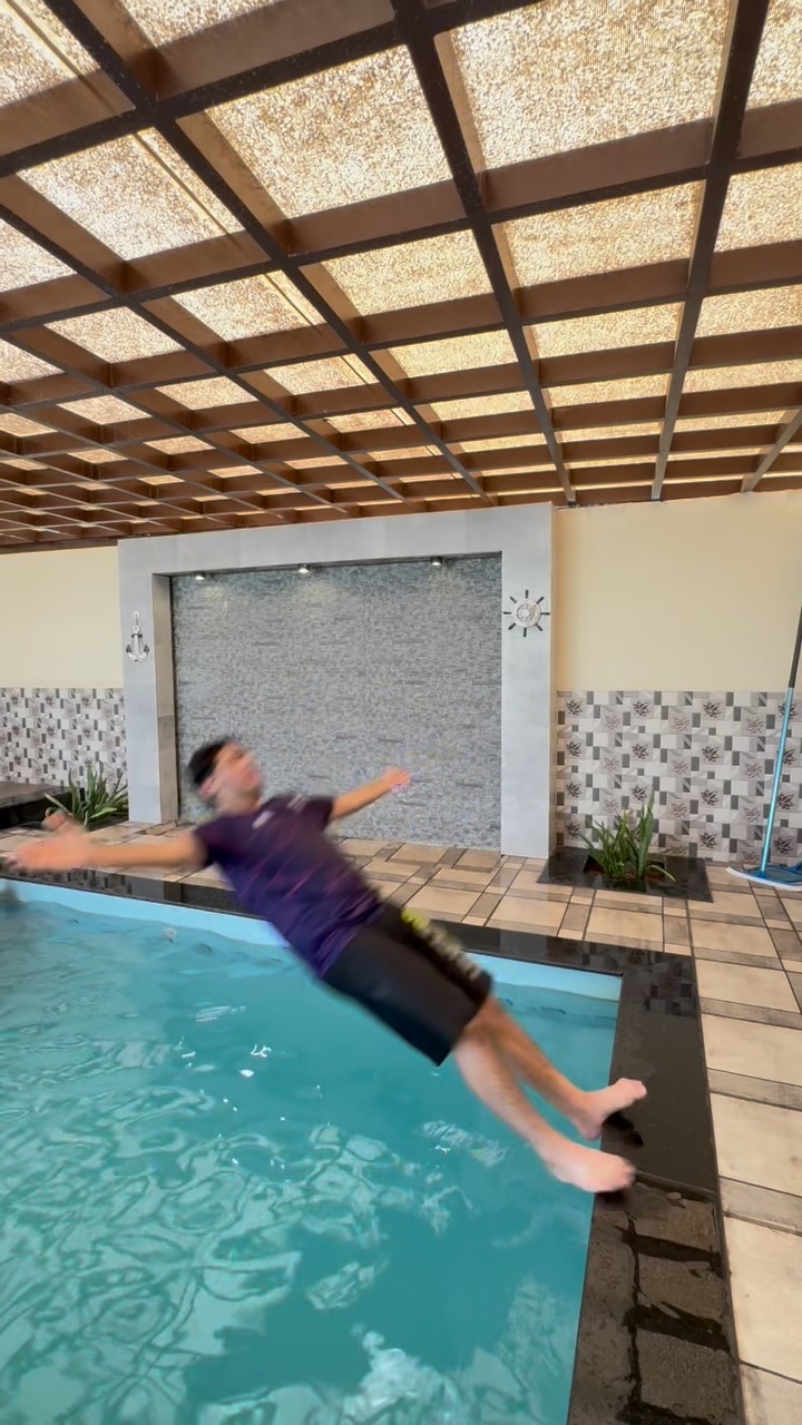 Wait till the end… cutest part 🥹 . . @amanda.chalet.om 🩷 #muscatoman #omanbloggers #foryou #reels #summer