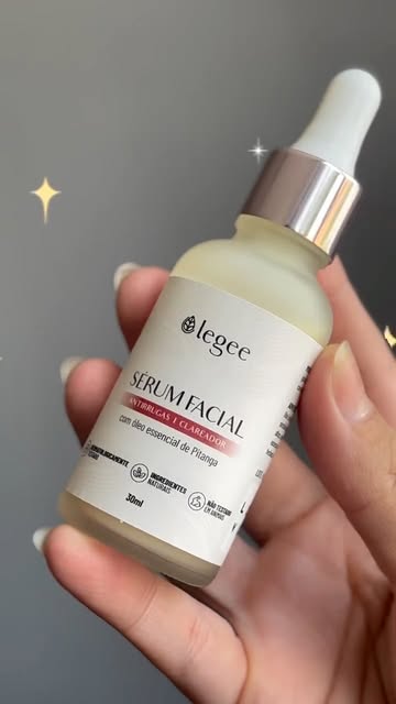 ✨ Um cuidado a mais com a minha pele! 💗 Depois da gestação, comecei a prestar ainda mais atenção nas manchinhas e na...