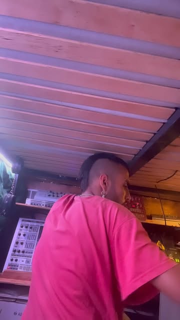 The French Tekno Influences 🤪🤪 Korg electribe Esx1, Toraizsp16, Roland mc909 Fx Sherman filterbank and elektron ana...