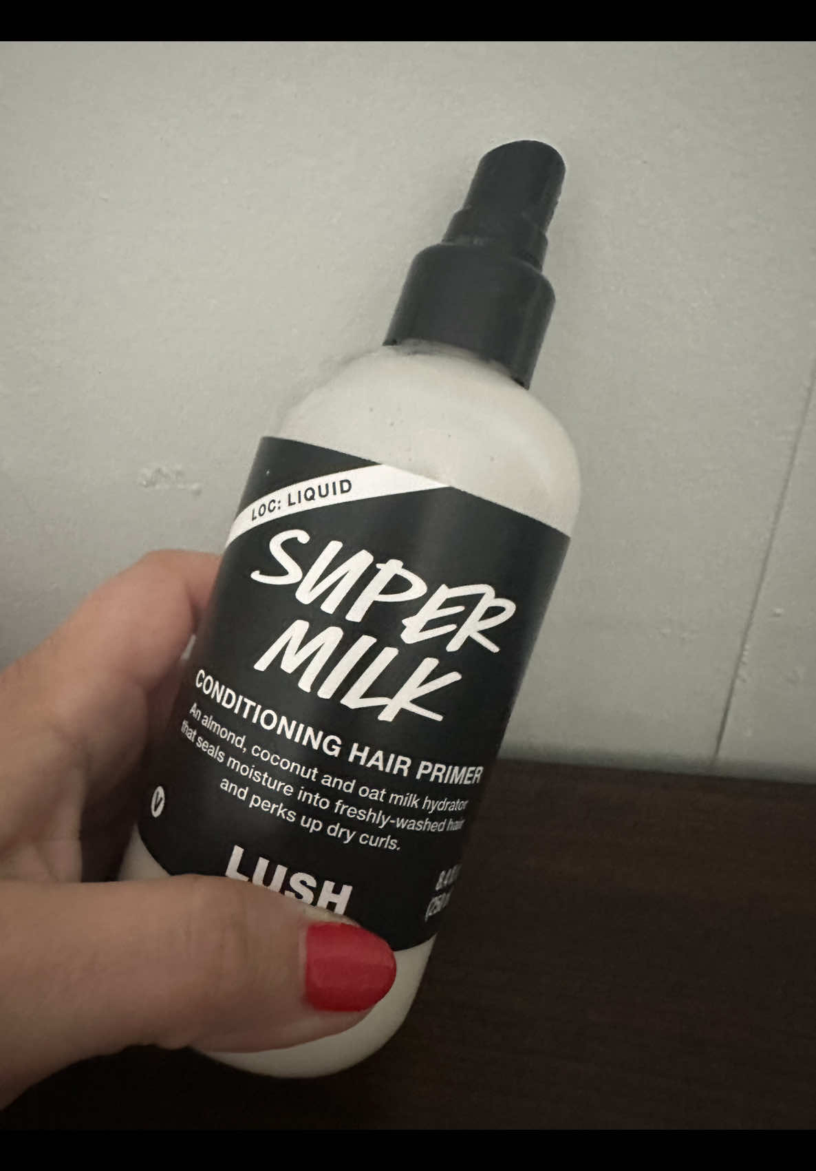 @LUSH what sorcery is this intoxicating scent.. this is my SECOND BOTTLE and I want it in every product pls 😤🤯 #lus...