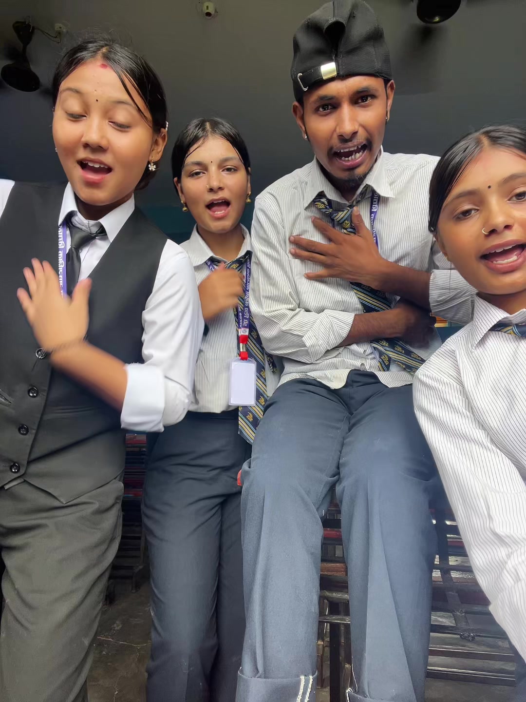 With my kollege friends 🤟❤️@11:11🧿 @R.. @🍀