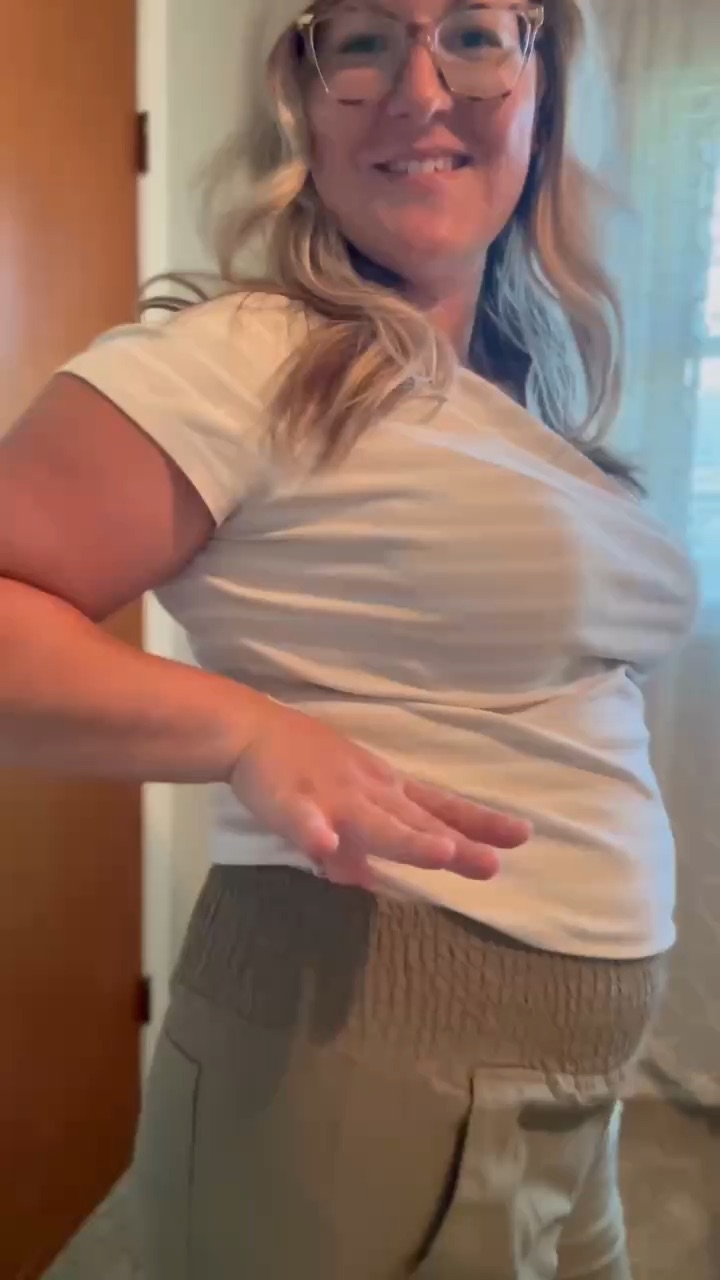Postpartum pant brand