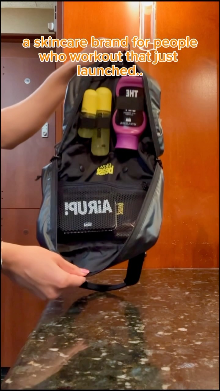 Gym necessities with @glowbeast.co 💪 . . . . . #glowbeast #viral #partner #gym #gymbag