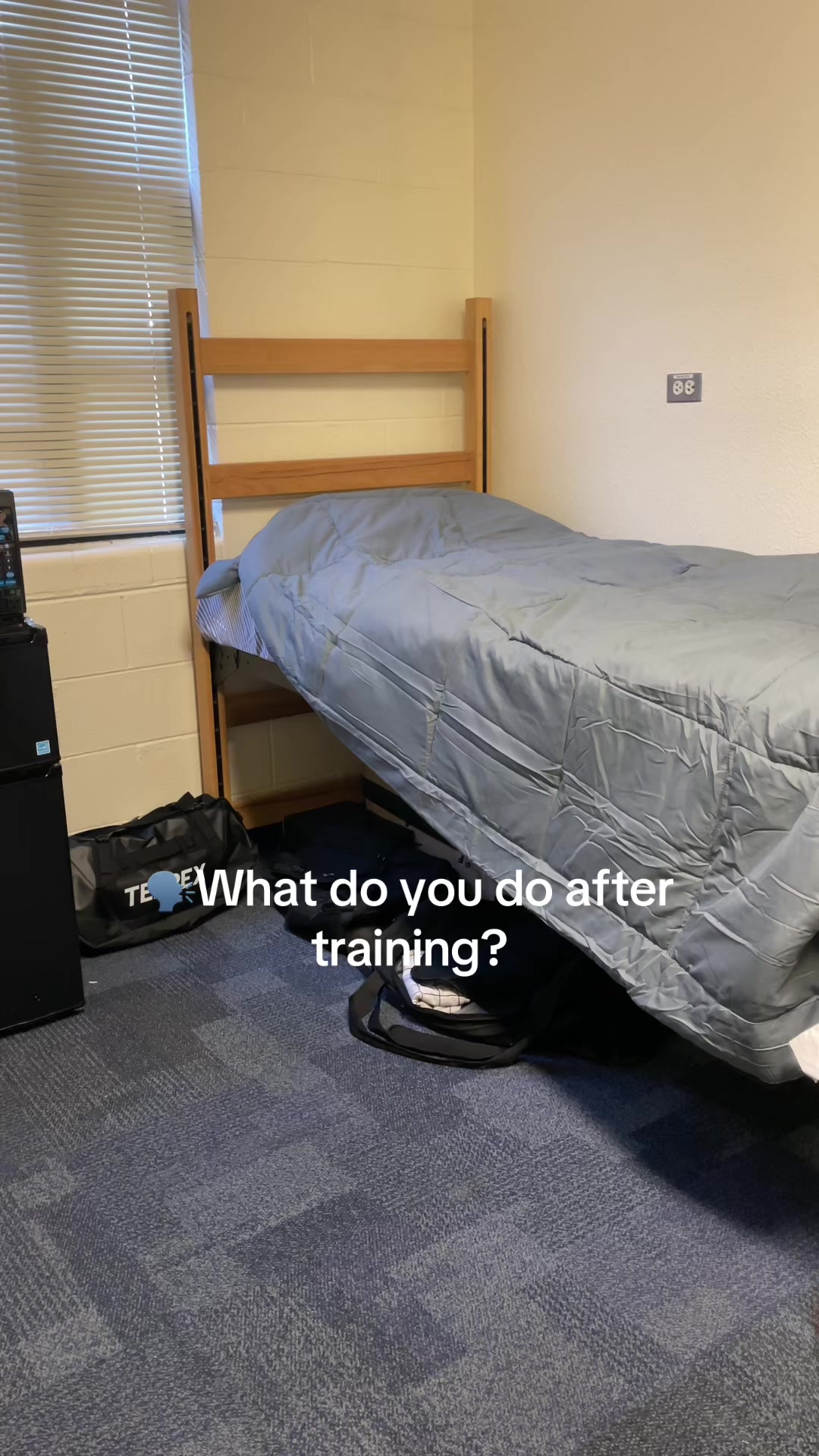 I’m definitely not the only one😂 #athlete #preseason #training #sleep #funny