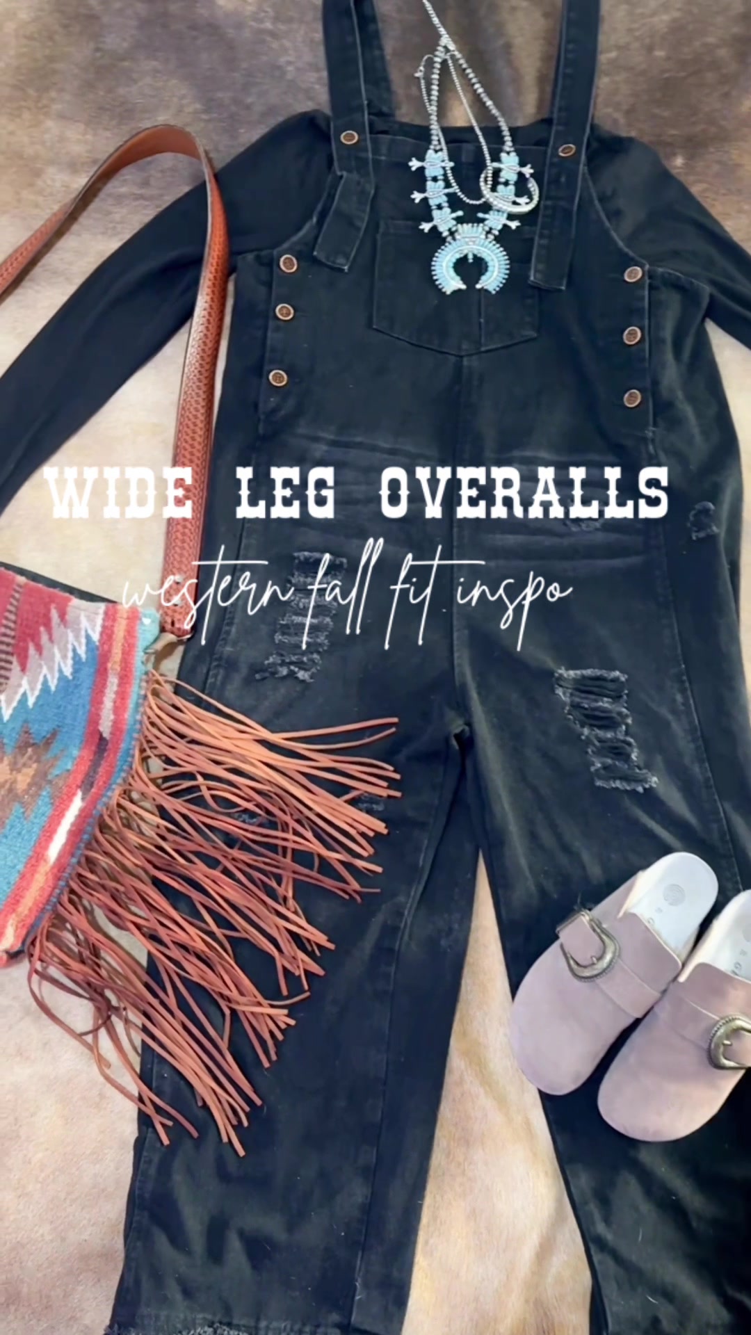 The CUTEST wide leg overalls! I cant get over the details of this outfit 🤩 #westernfashion #westernfallfashion #west...