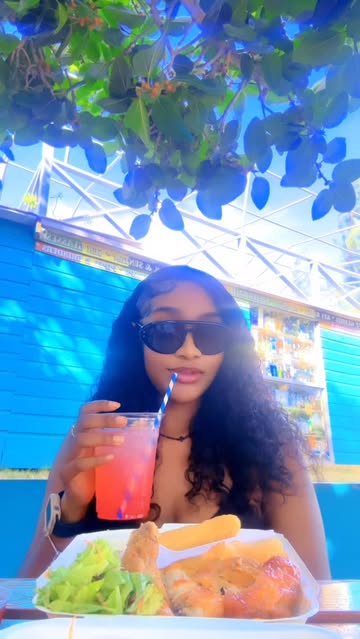 Mi Work Hard Fi Dis & Now Life A Taste Like A Likkle Sugar Again🍬 Big Up Yuhself If Yuh Still Pushinnn’! • Life Swee...