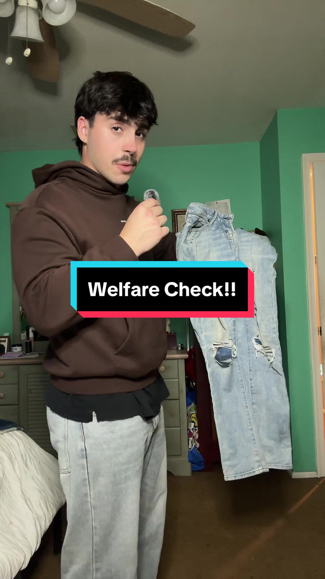 Just Checking in Guys.. #creatorsearchinsights #blackfriday #tiktokshop #men #forthegirls #fortheboys #loosejeans #Tren