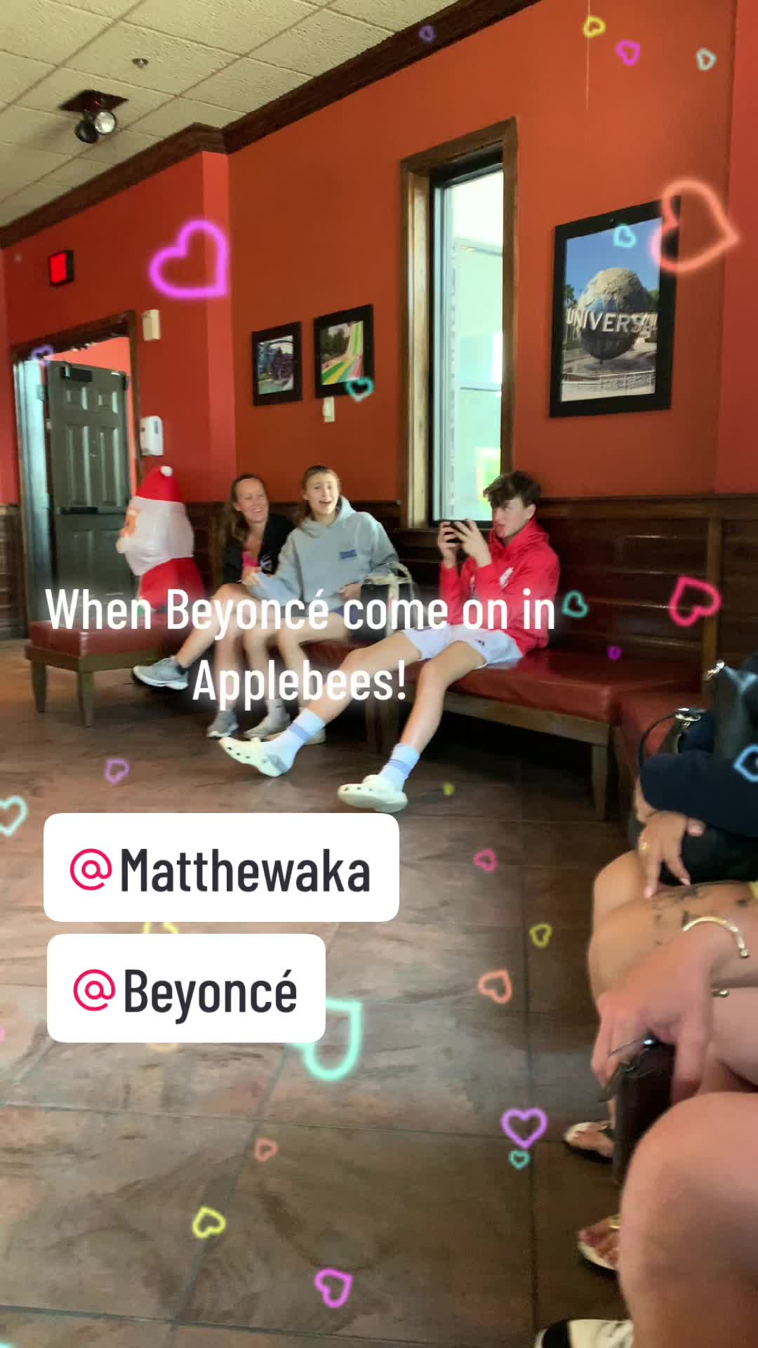 When Beyoncé come on in Apple bees! @Matthew aka @Beyoncé #funnymoments #creatingmemories #enjoyinglife #laughing #ea...