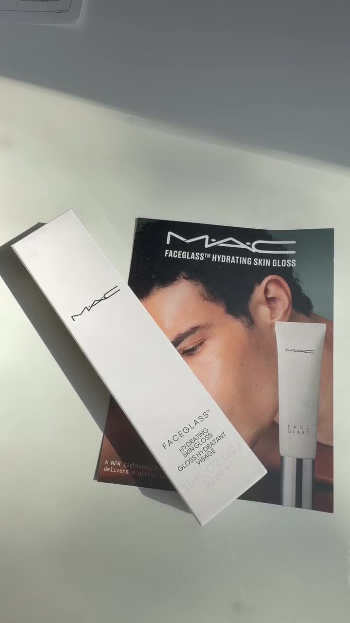 M.A.C Faceglass Hydrating Skin Gloss @M.A.C Cosmetics Store