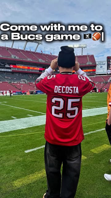 Muchas muchas gracias a @buccaneers for having me this past weekend and taking good care of me! 🔥 super fun experien...