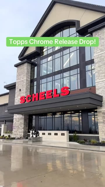 I do love a good football card release. Thanks SCHEELS for a great drop! #footballcards #toppschrome #topps