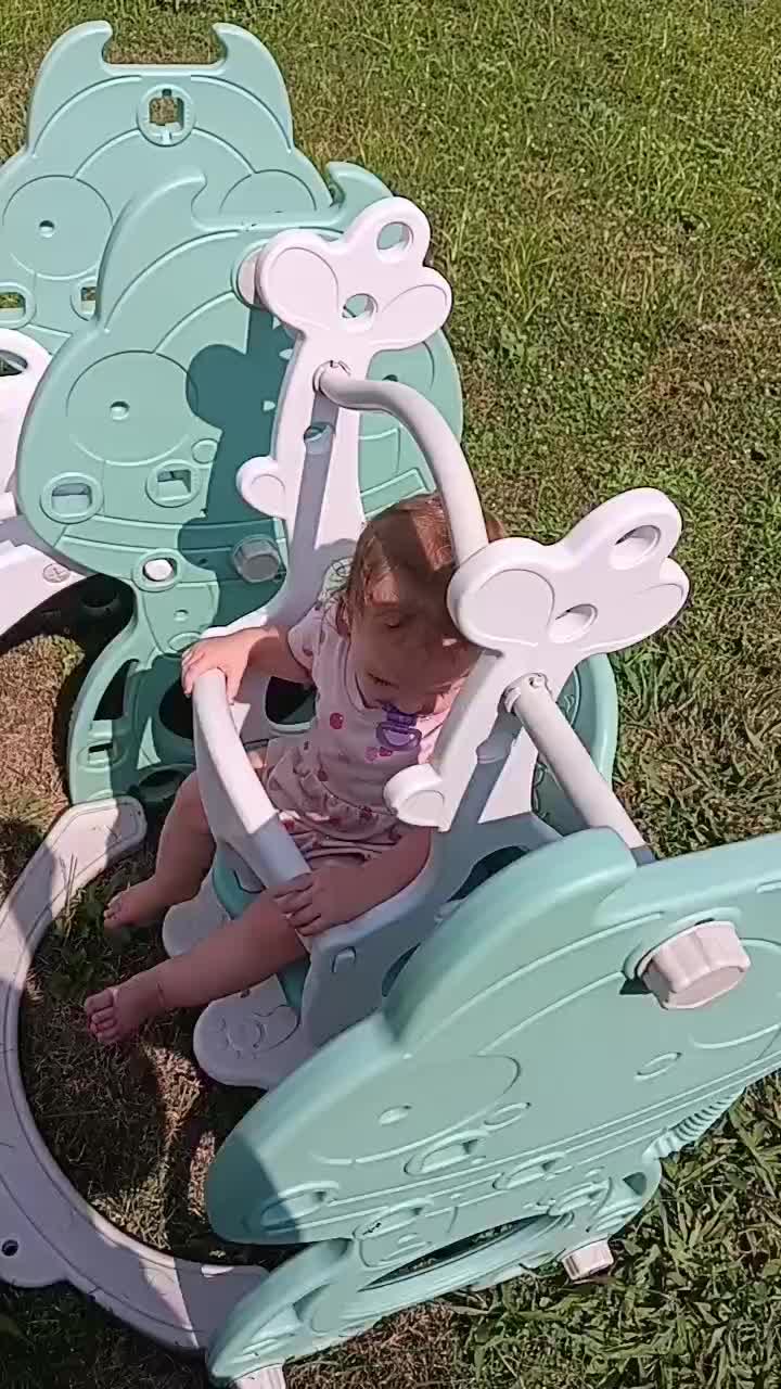 the 4 in 1 swingset!!